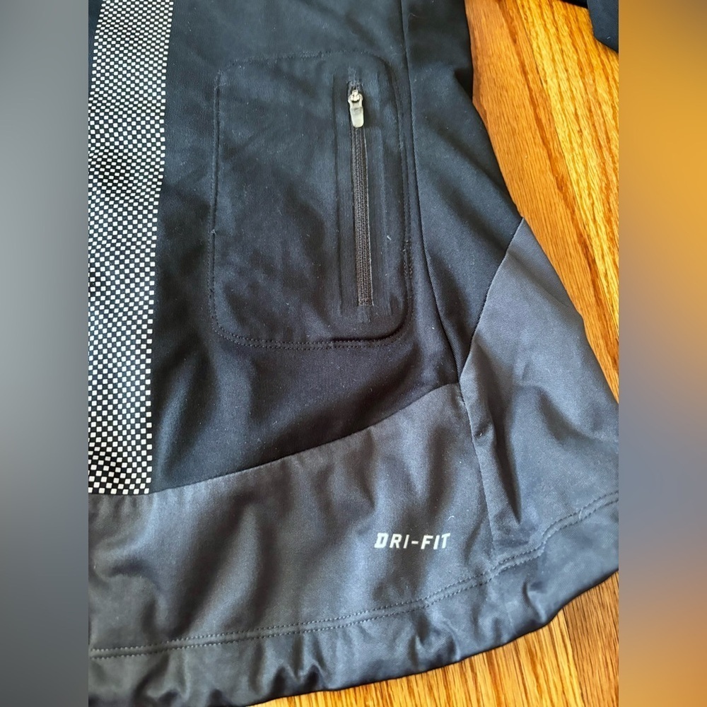 Nike Black Dri-FIT Running Performance Jacket - Small - Picture 14 of 16